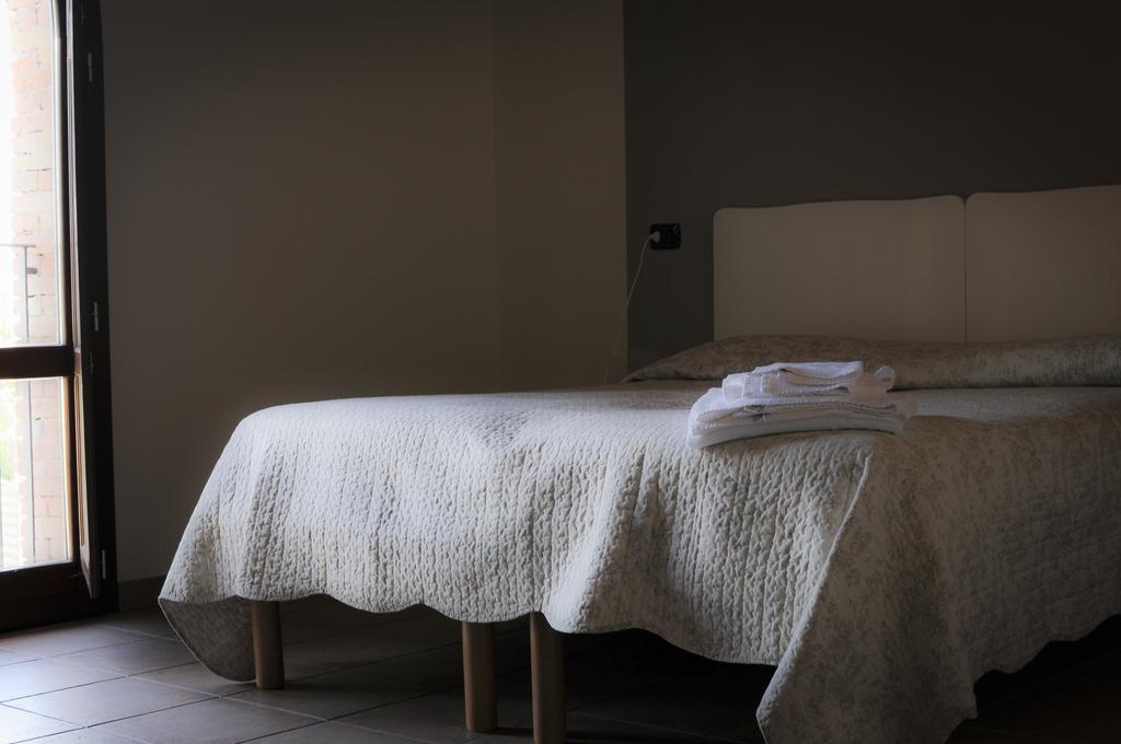 Locanda Merlaschio Faenza Bagian luar foto